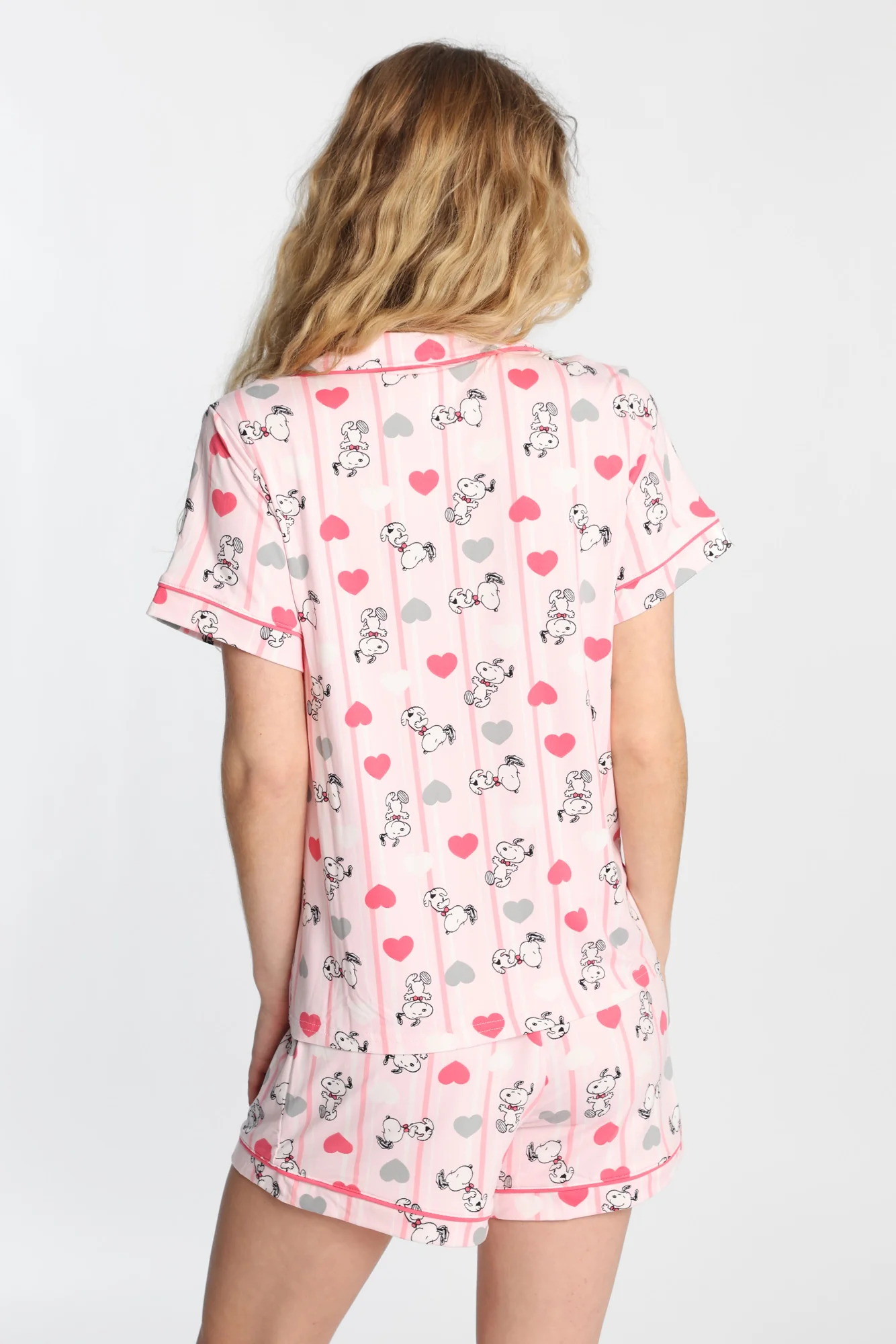 Ensemble chemise et short pyjama coupe Dad super doux imprimés Peanuts coeur - Image 2